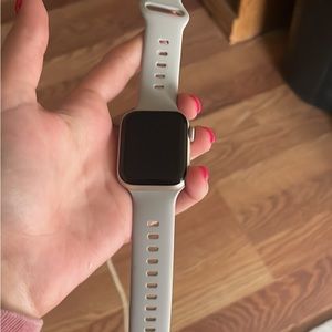 Brand new Apple Watch series SE